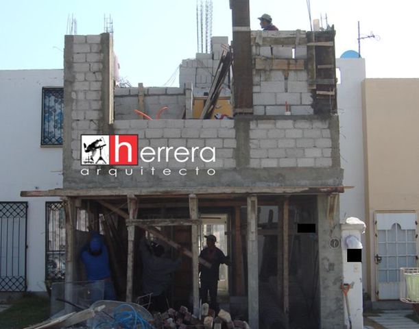 Construcción recamara principal y cochera