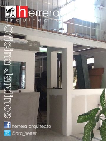 Renovación de acabados en Oficina y cajas.