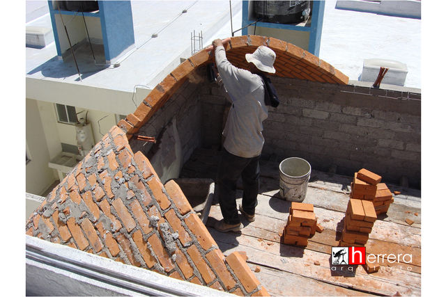 Cúpula en recamara principal en proceso de construcción.