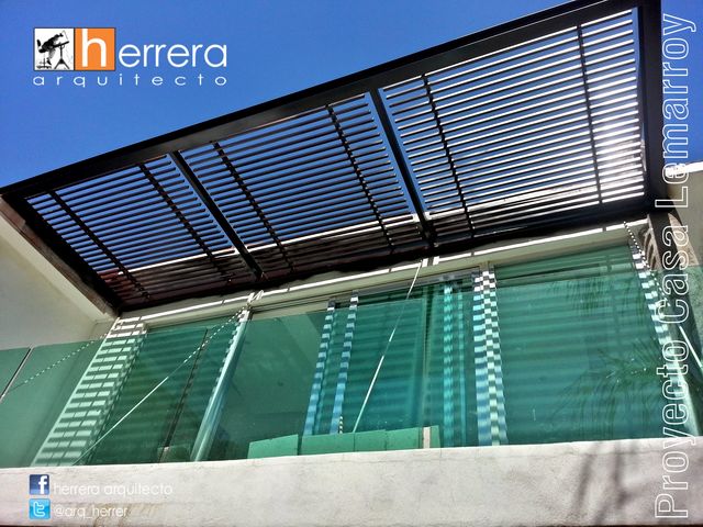 Estructura de herrería en balcón.