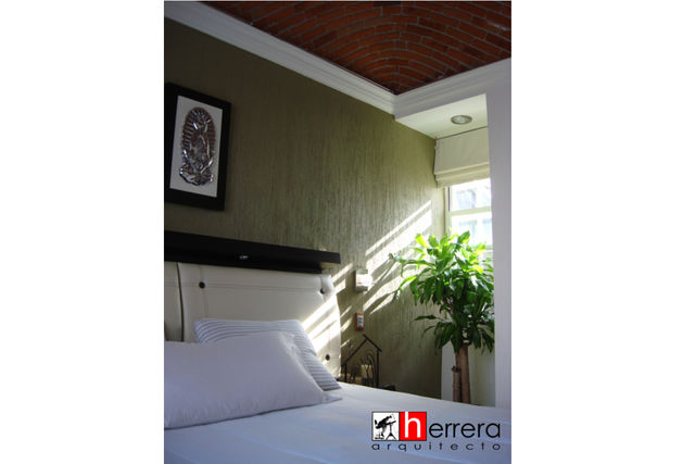 Remodelación, ampliación y renovación de acabados en casa habitación.